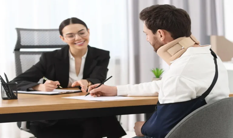 personal injury lawyer NYC consulting injured client